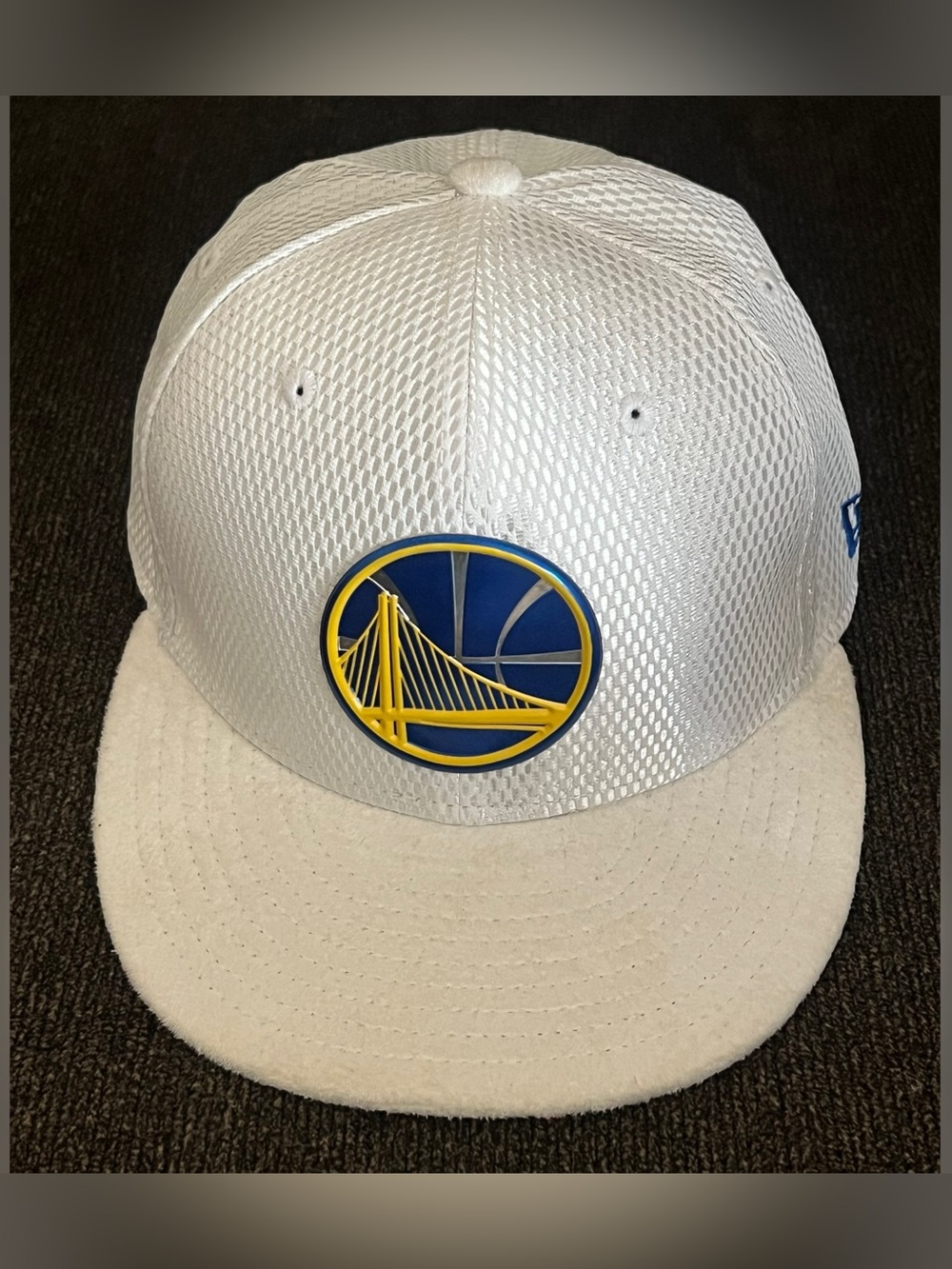 New Era Men’s Golden State Warriors White Color Fitted Cap Size-7